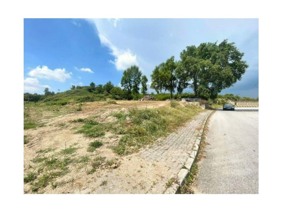 Plot of Land with 9,200 m² in Paredes