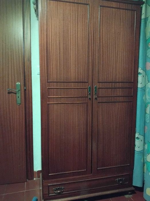 Moveis = secretaria = guarda roupa = mesa cabeceira