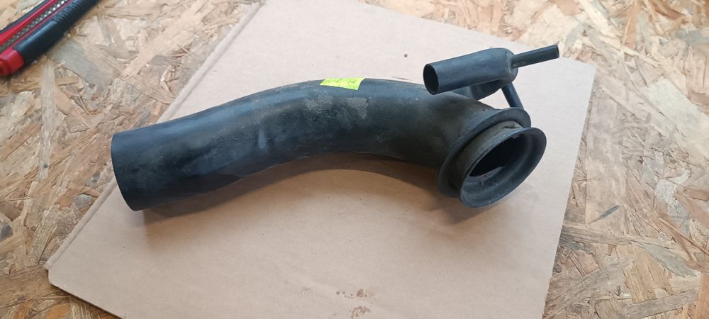 Fiat 126p Elegant EL rura wlewu paliwa nowa oryginalna