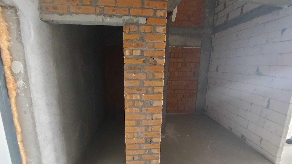 Продажа 3-х кім. квартири; вул. Кибальчича, 2