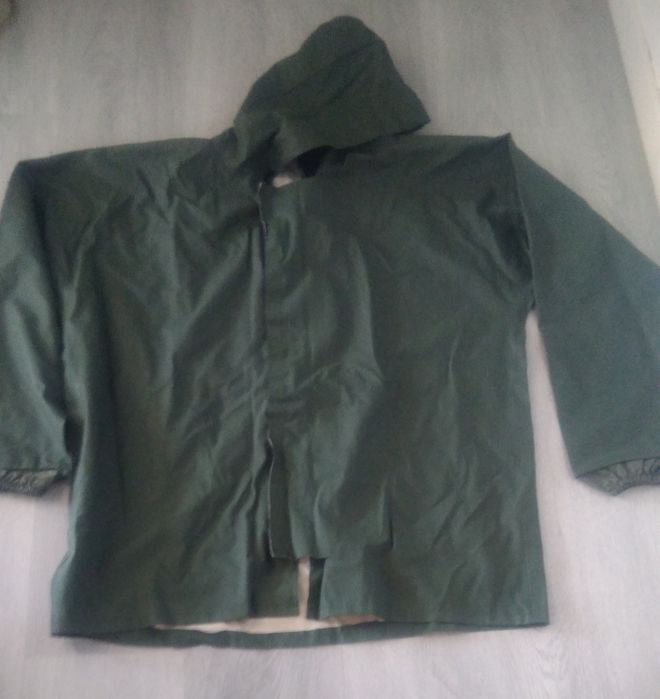 Casaco impermeável com capuz xxl