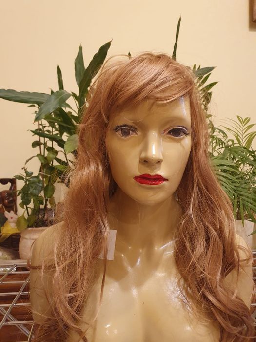 Peruka damska jak naturalne