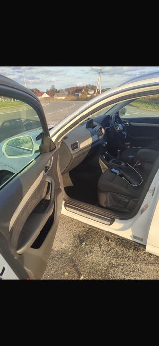 Продам Audi Q3.