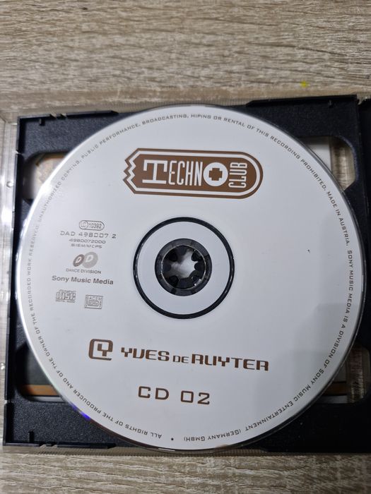 Techno Club Vol.9 2CD