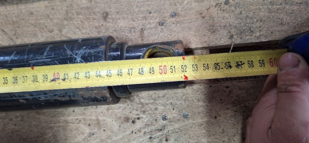 Siłownik hydrauliczny fi60mm