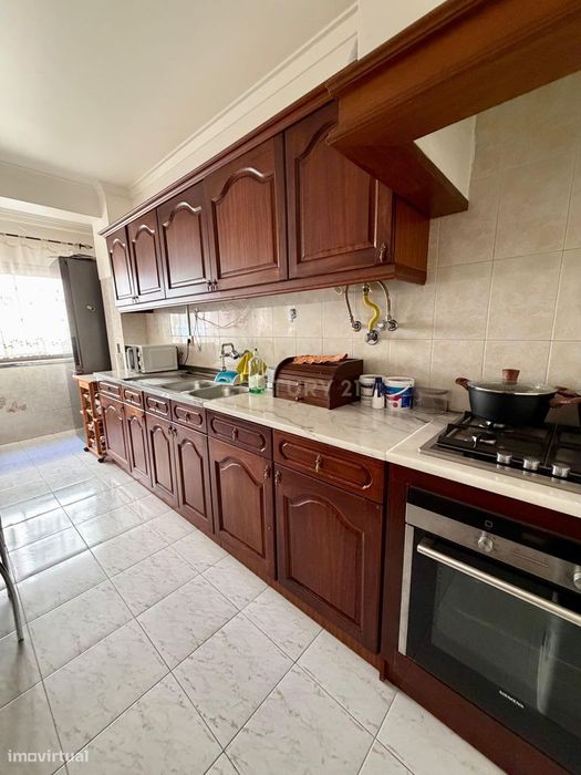 Apartamento T2 com Garagem | Cacém | Sintra — Cacém E São Marcos, Lisboa