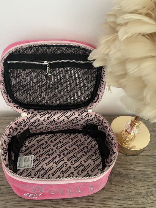 Kosmetyczka kuferek Juicy Couture różowa diamenciki welur