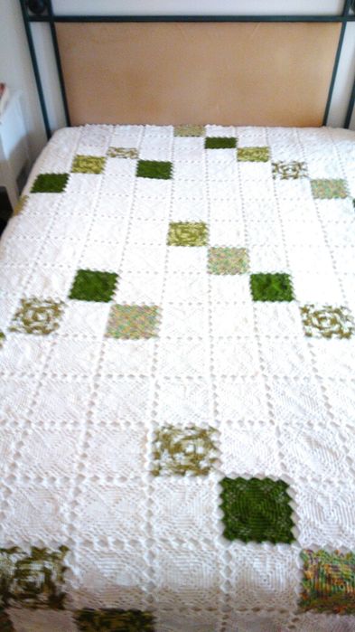 Colcha em renda nova muito original