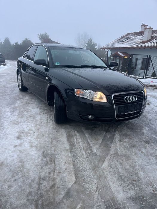 Audi A4 Limousine