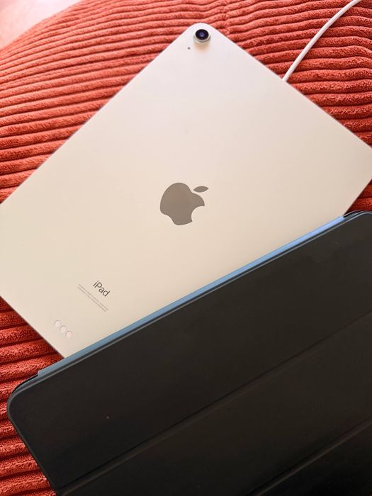 iPad Air 4 64GB Wi-Fi Green | Повністю справний | Є тріщина на склі