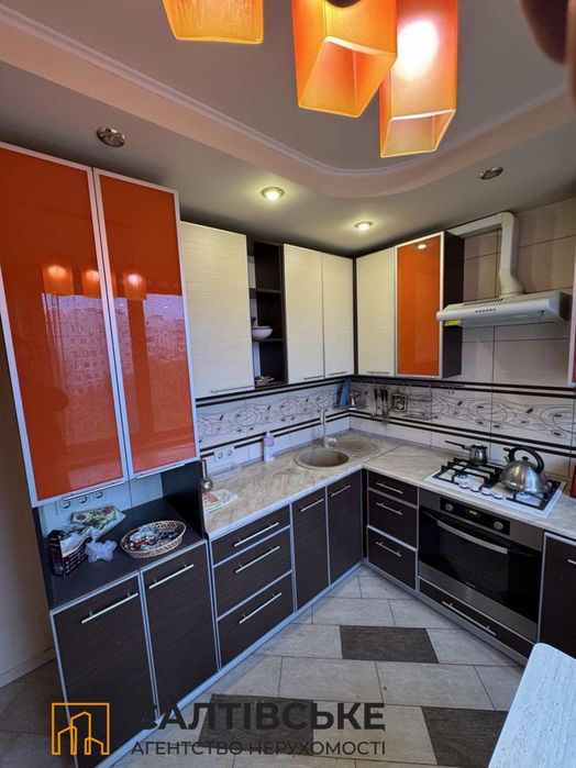 ЮЛ-2450 Продам 4К квартиру на Салтовке Салтовская 522 м/р