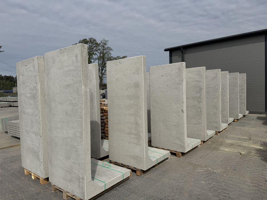 Elka betonowa 220 cm ogrodzeniowa