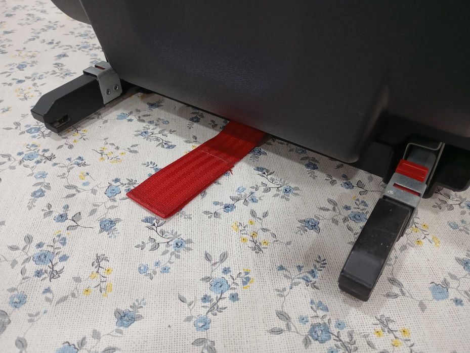Cadeira Isofix ZY cinzenta