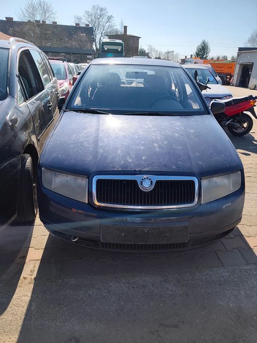 skoda fabia kombi sedan hatchback benzyna 1.4 i 1,2 benzyna na części