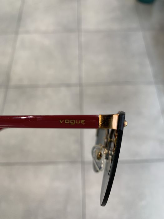 Okulary przeciwsłoneczne Vogue