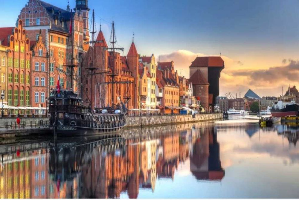 Apartament 45 m w kamienicy blisko Starówki Gdańsk. Bezpłatny parking.