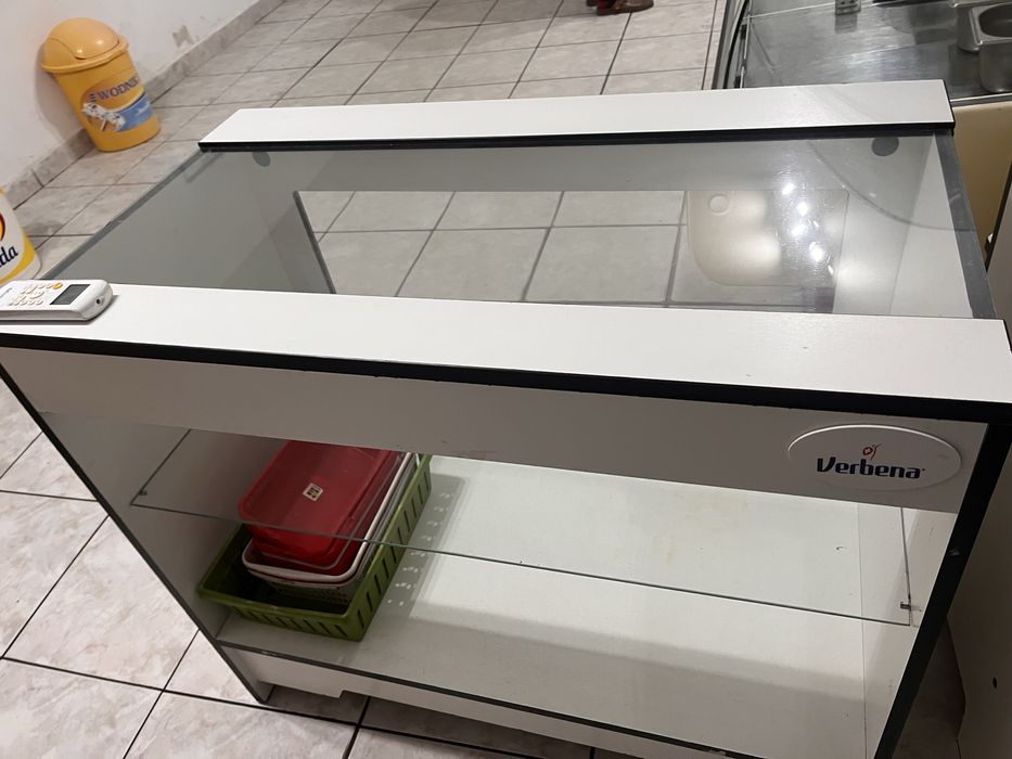 Sprzedam lady sprzedażowe