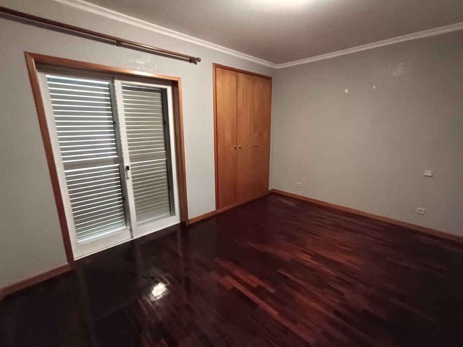 T3 Espaçoso com Garagem em Ferreiros Braga