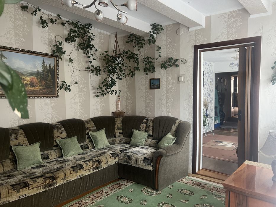 Продам частину будинку в центрі