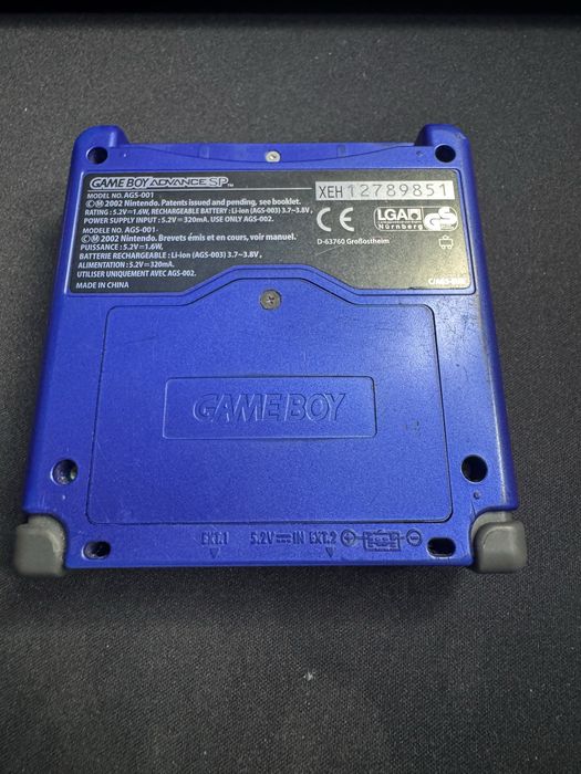 Gameboy advance SP saphire edition