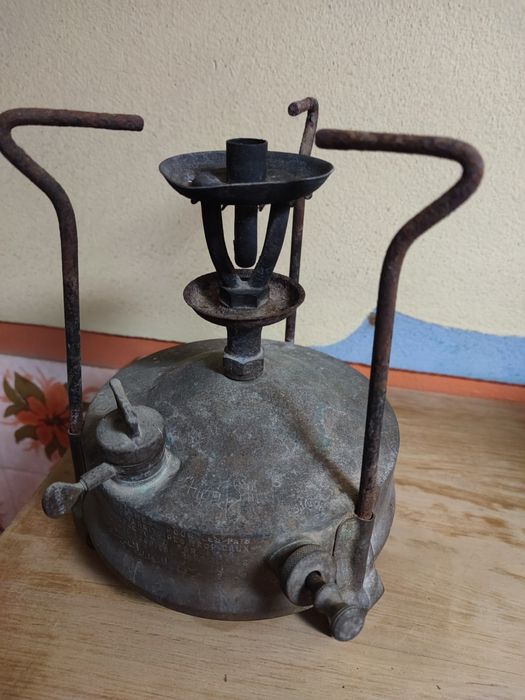 Fogão a petróleo - ANTIGO