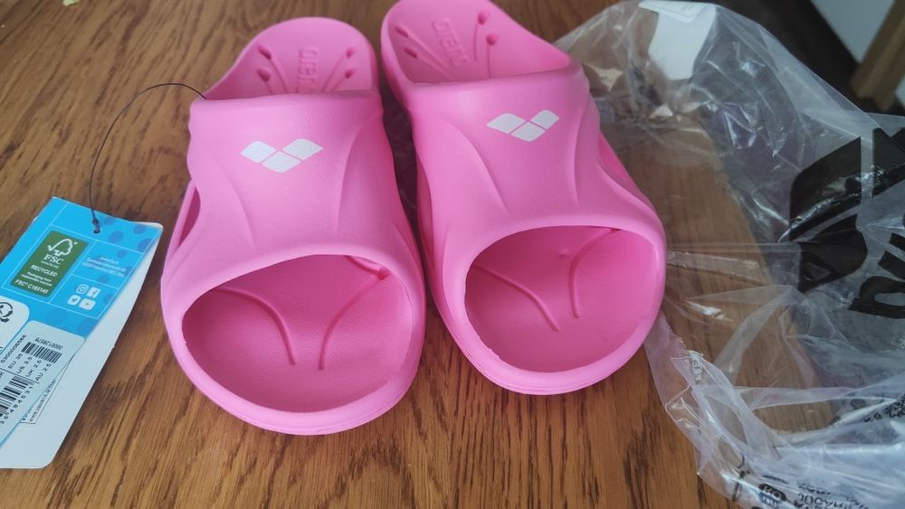 Klapki Arena Hydrosoft rozm. 35 różowe NOWE