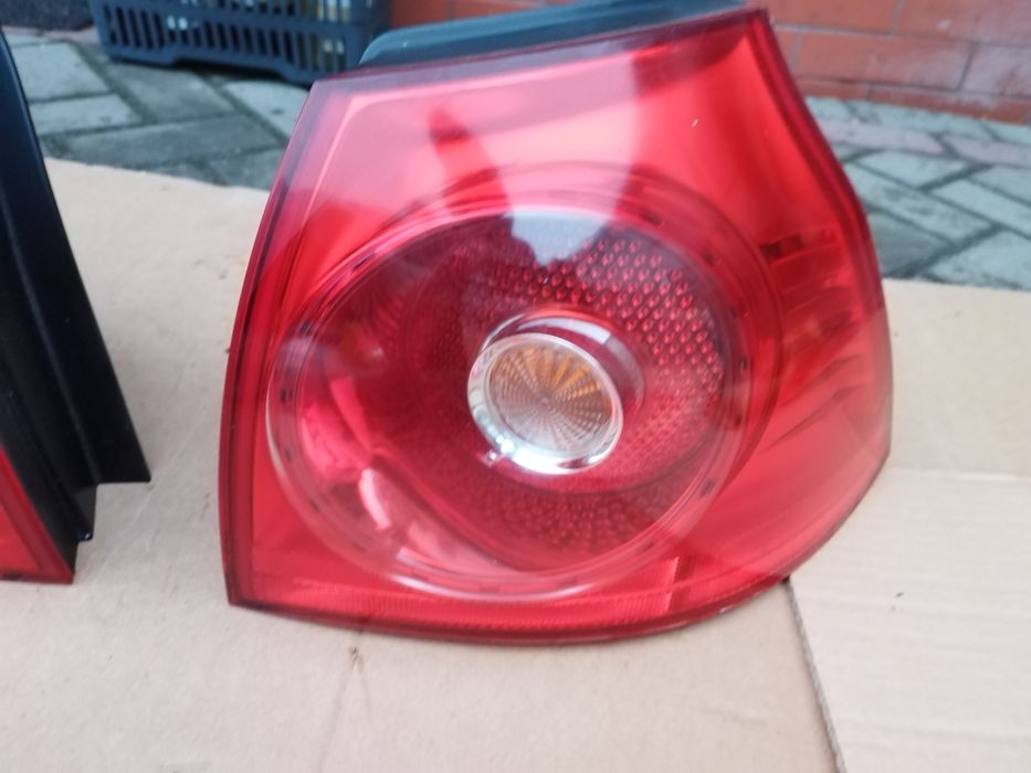 Vw Golf V 5 lampy tył komplet prawa lewa