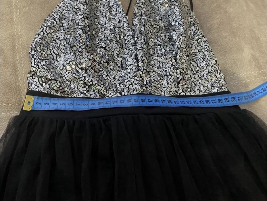 Жіноча святкова сукня