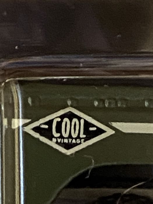 Miniatura Land Rover 88 série II, edição Cool n Vintage