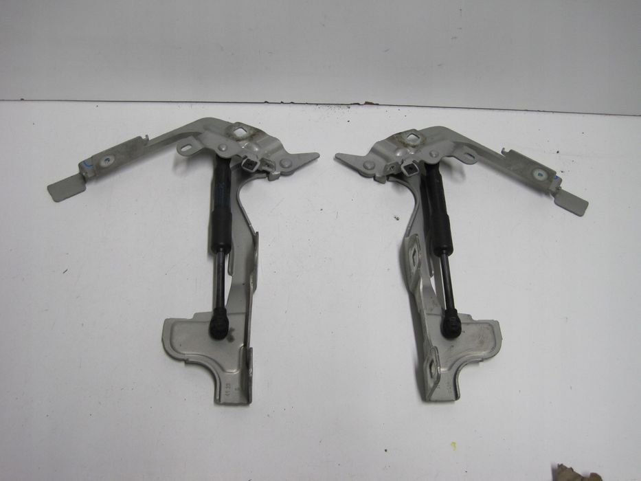 Zawias maski CITROEN DS7 9829653580 9829653680
