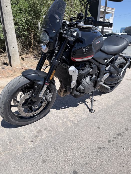 Triumph Trident 660