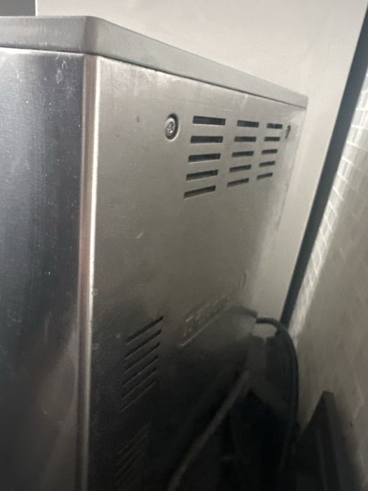 Ekspres kolbowy DeLonghi