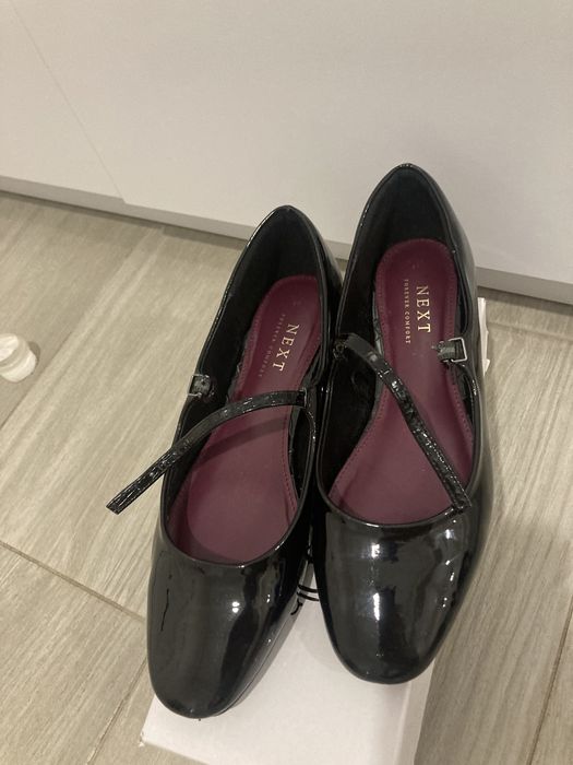 Туфлі лаковані жіночі