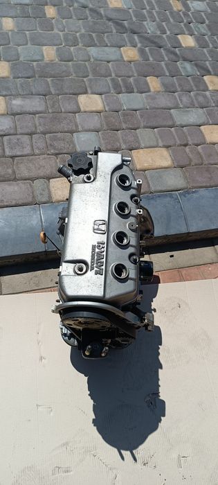 Двигун D14A2 Хонда Сівік запчастини