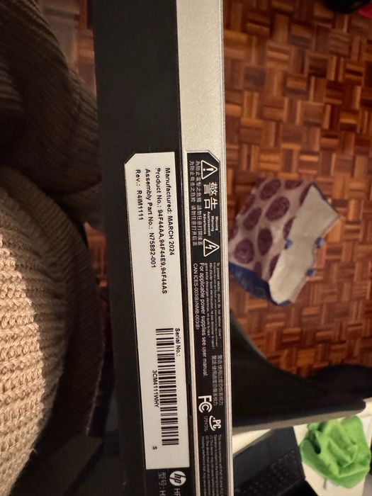 Monitor HP - ecrã partido