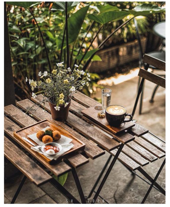 Розкладний стіл столик складний садові меблі кавярня кофейня