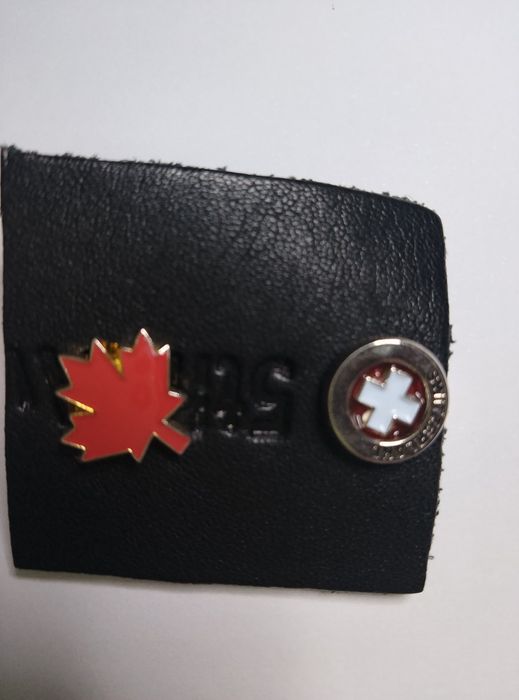 Піни Канада Швейцарія