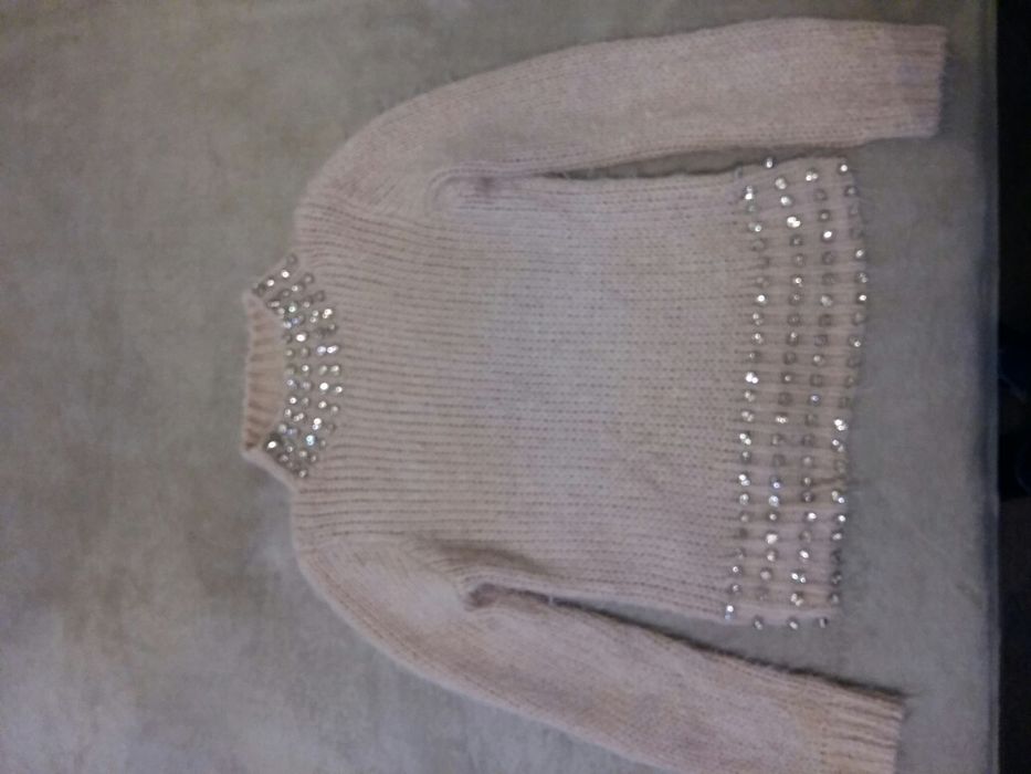 Sweter kryształy 38