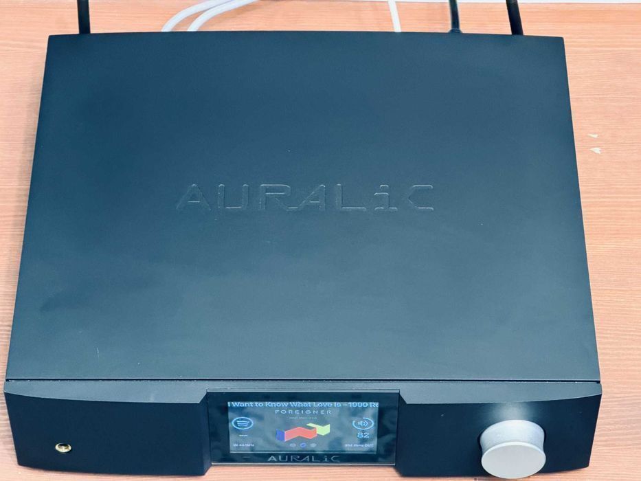 Auralic Altair G1 — стример+ЦАП+преамп с технологиями флагмана G2 ℹ️ чип ESS Sabre, точное тактирование femto clock, DSD512, Roon | 9 из 10, коробка