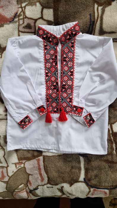 Продам вишиванку