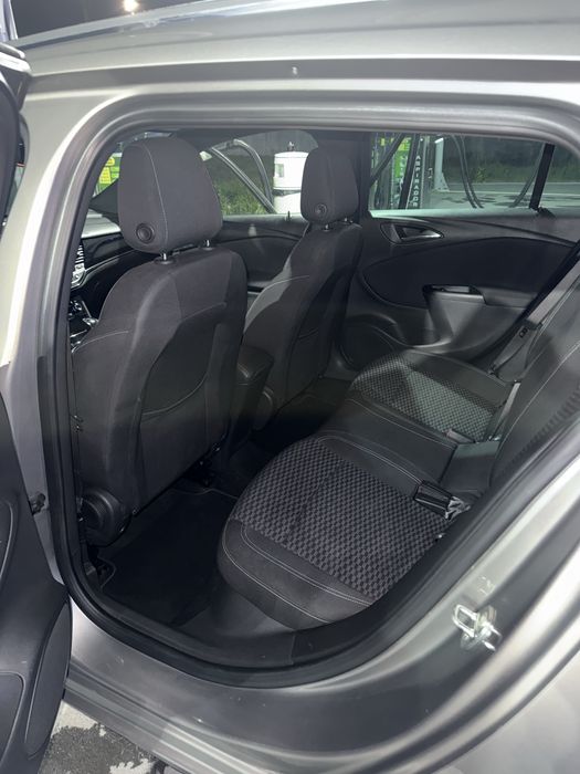 Opel Astra Sports tourer