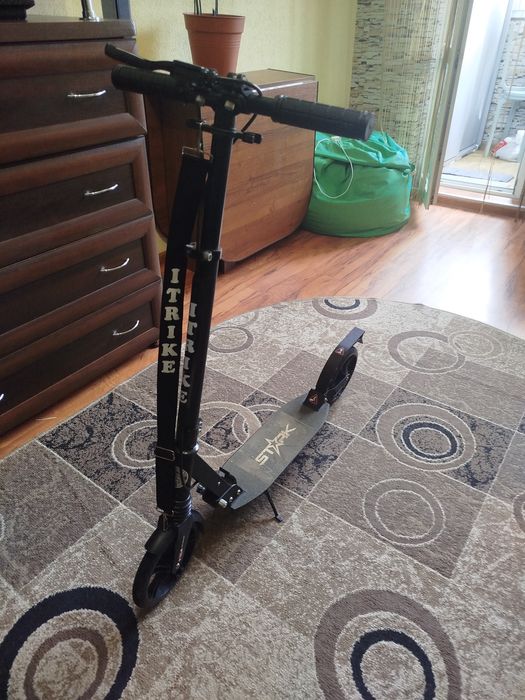 Самокат (дуже надійний)