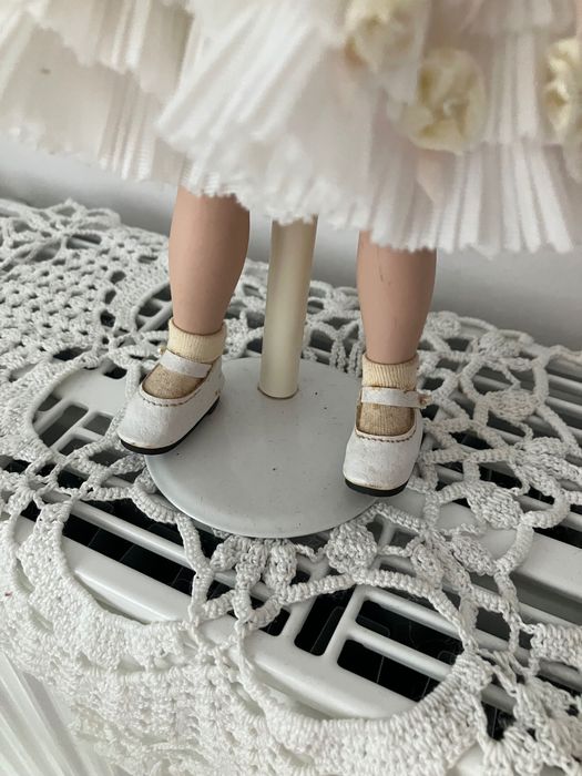 Kolekcjonerska lalka porcelanowa shirley temple