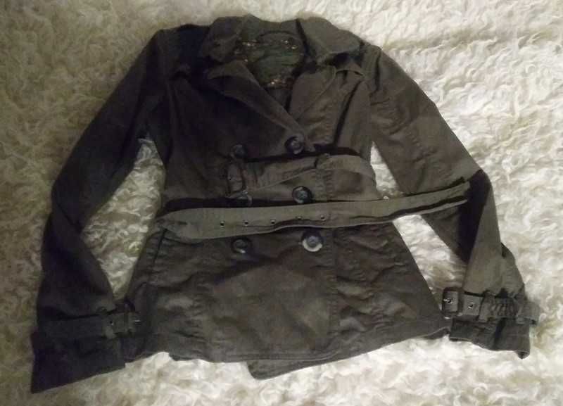Terranova dwurzędowa marynarka wiosenna w stylu militarnym S