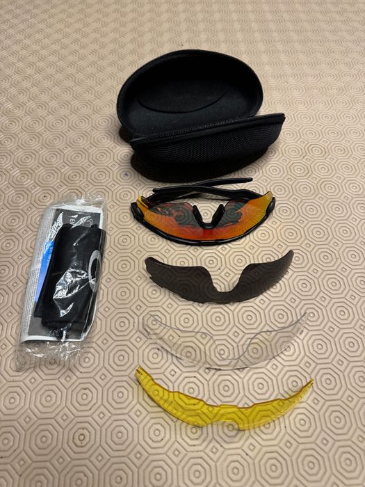Óculos desportivos Oakley