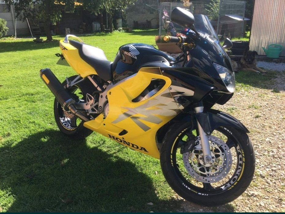 Honda CBR 600 F4