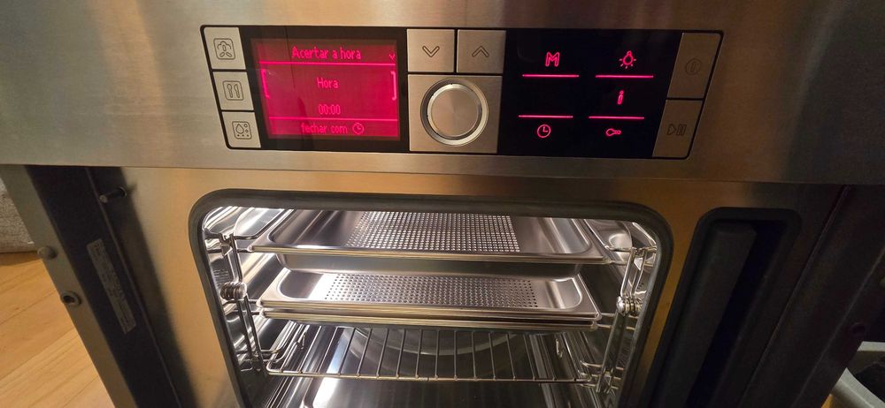 BOSCH Forno a Vapor HBC36D753