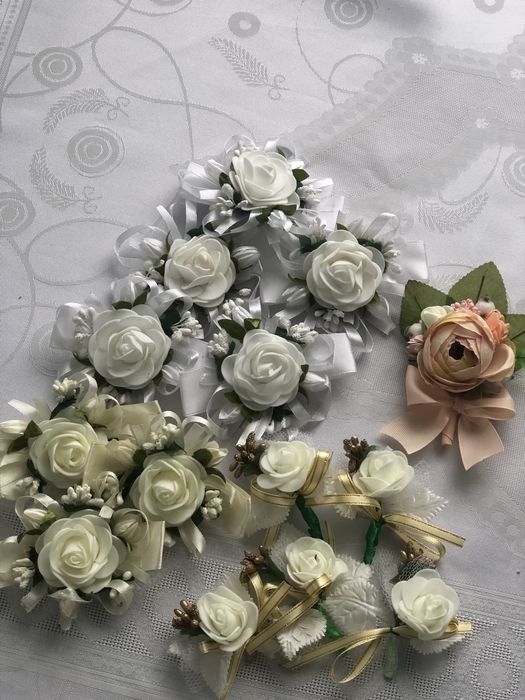 Весільні бутонєрки