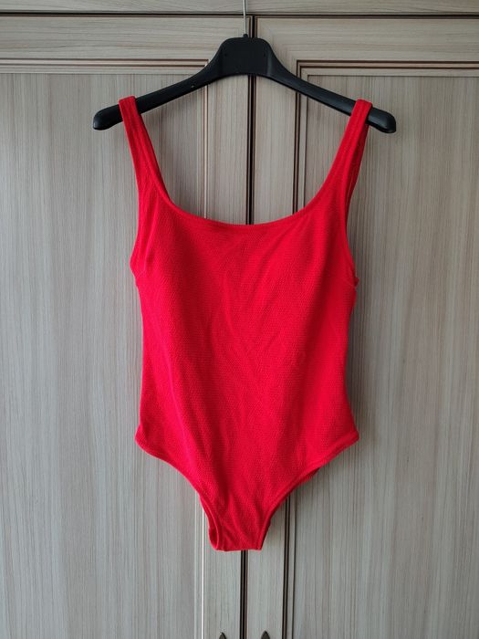 Strój kąpielowy jednoczęściowy damski