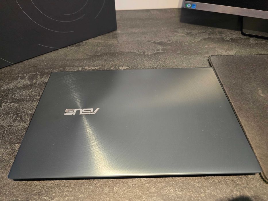 ASUS ZenBook UX425E, Windows 11, Intel core i5, RAM 16GB, SSD 512GB